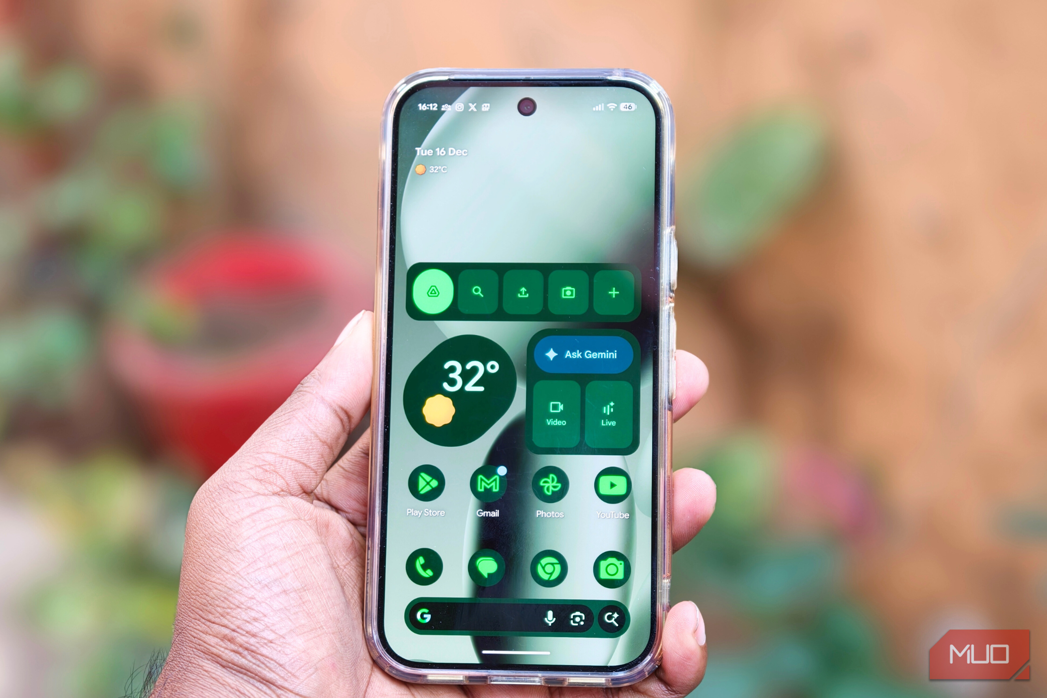Google Pixel 10 Pro Home Screen
