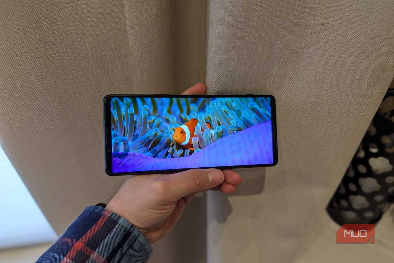 One 4k Android This forgotten Android phone had a better screen than today's flagships