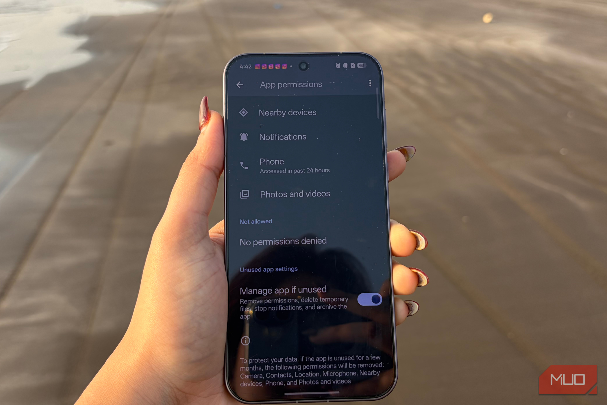 I disabled Android's app hibernation and got instant notifications back