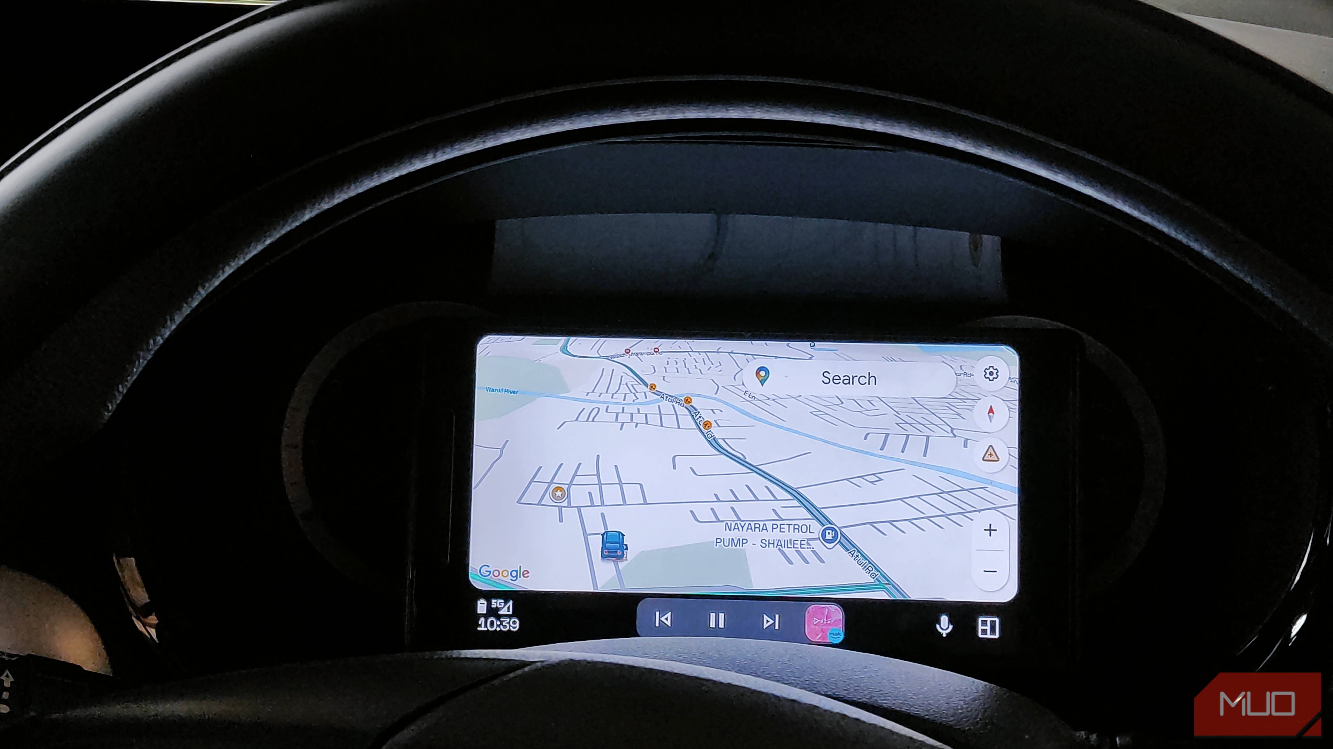 I didn’t buy a new car stereo — I just used this app on an old Android ...