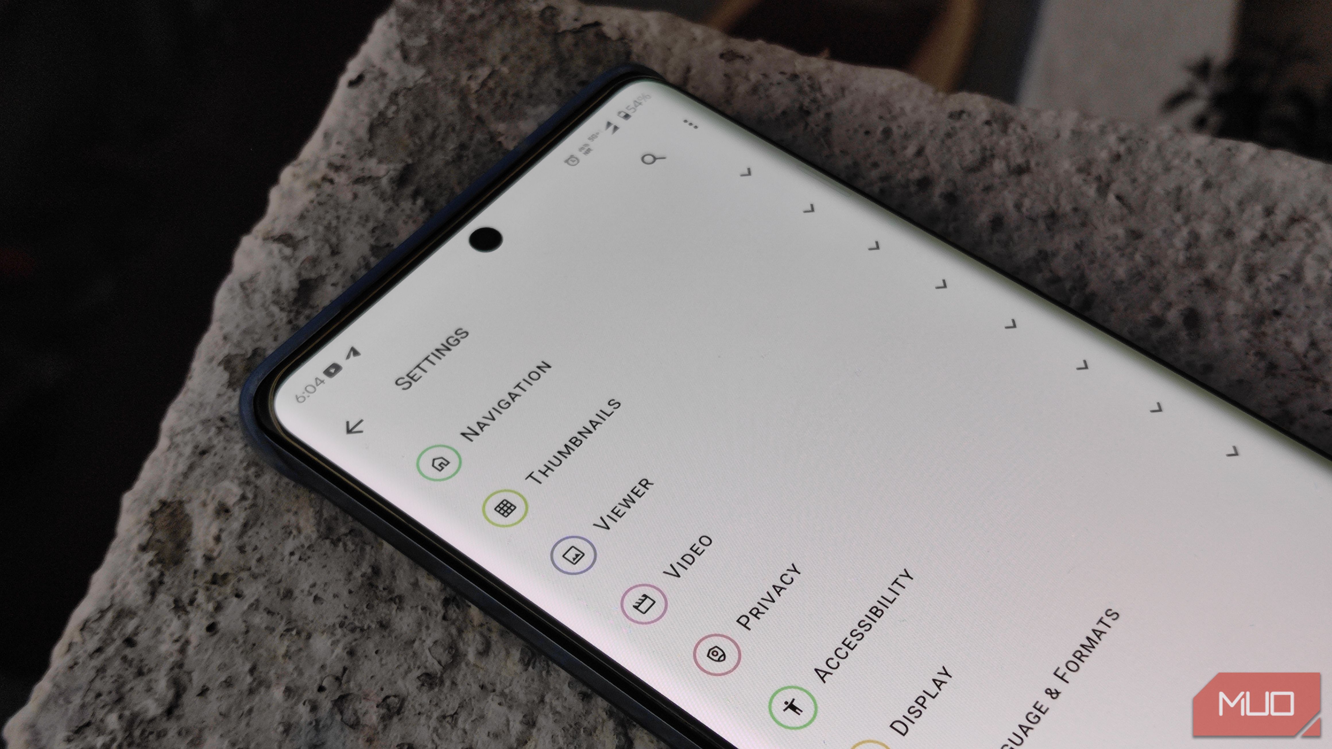 Aves gallery app settings page.