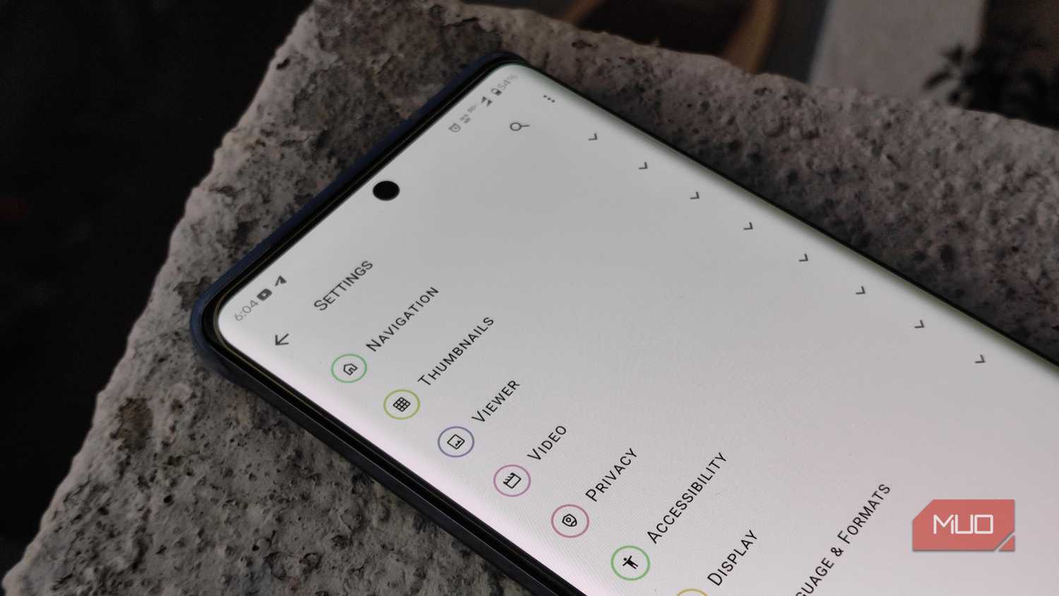 Aves gallery app settings page.