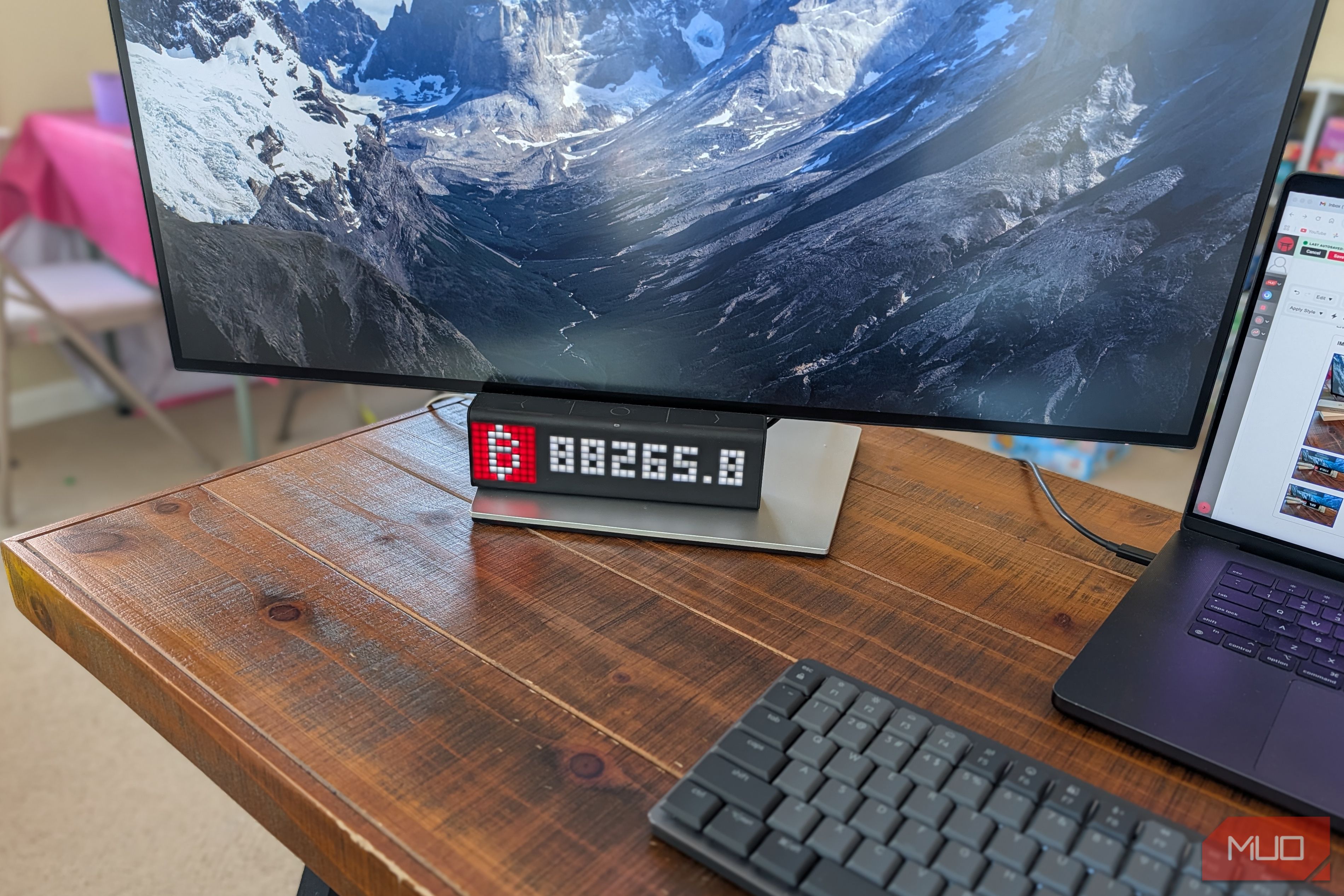 This is the smart clock your smart home has been missing