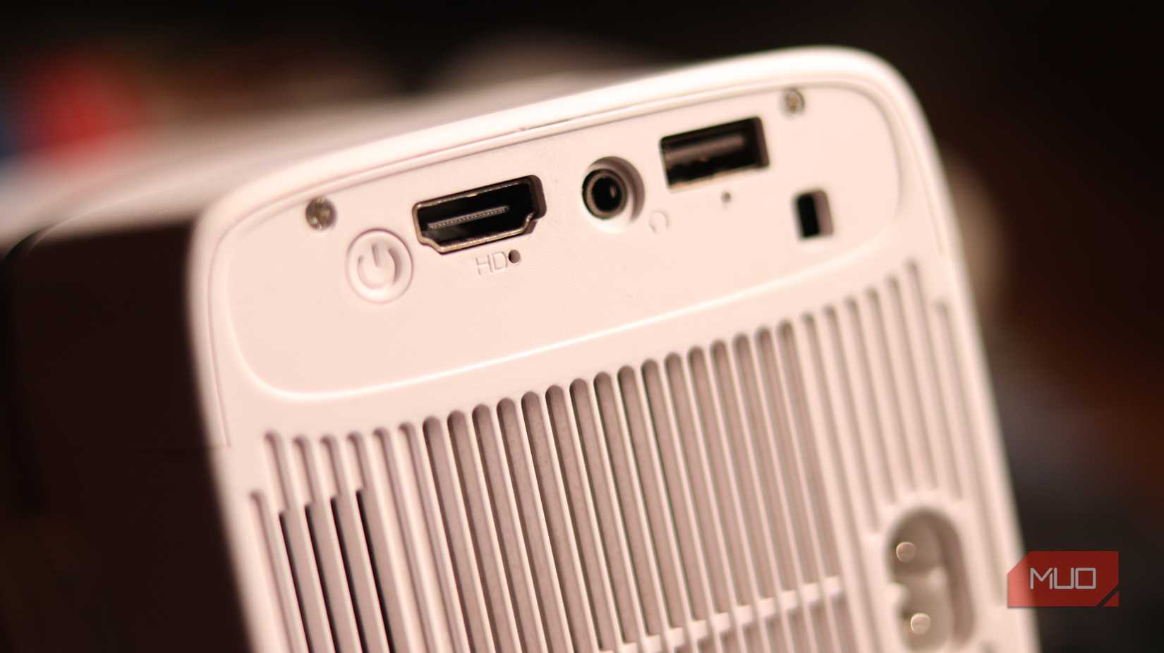 Egate projector HDMI port.