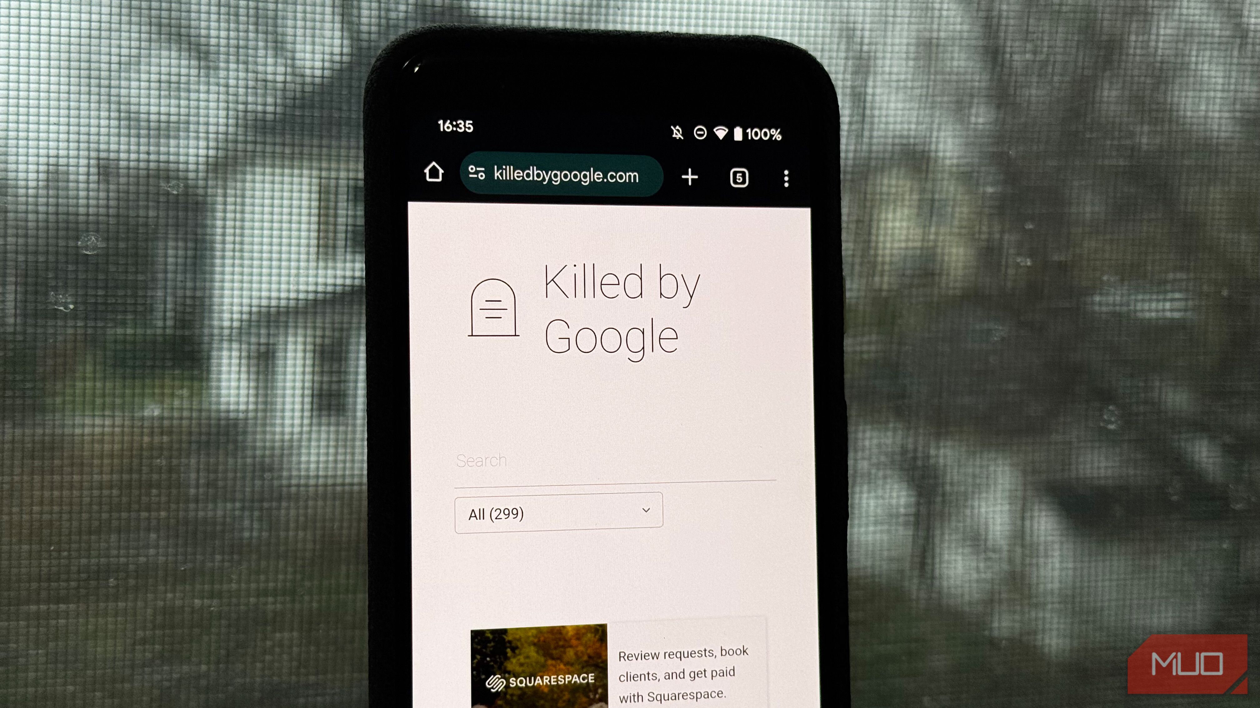 Google Graveyard Website on a Pixel phone