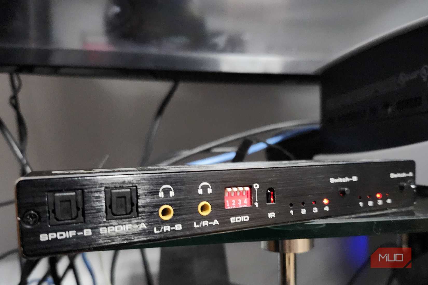 HDMI Splitter with 4 different outputs