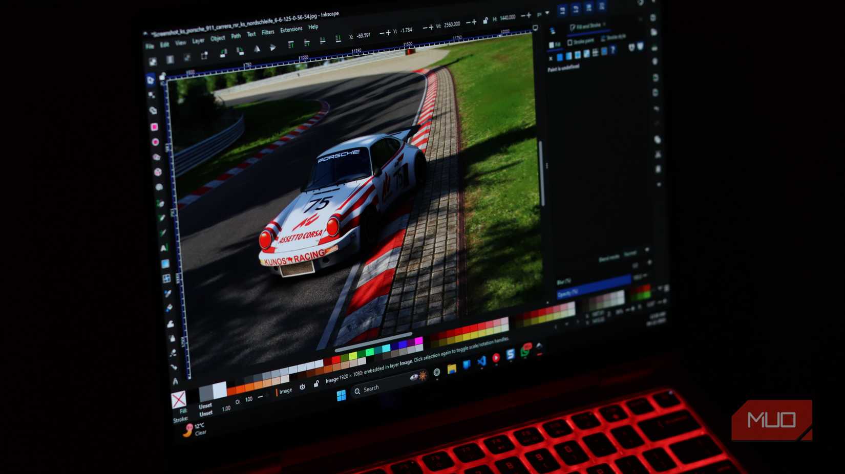Inkscape ejecutándose en una computadora portátil con Windows 11.