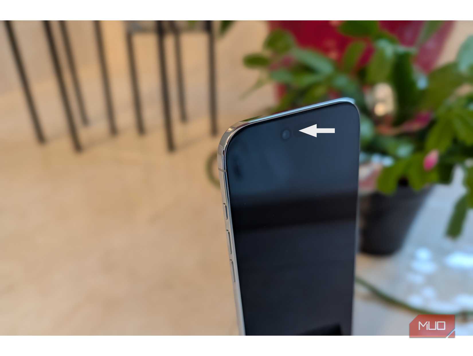 iPhone Air Front Cam