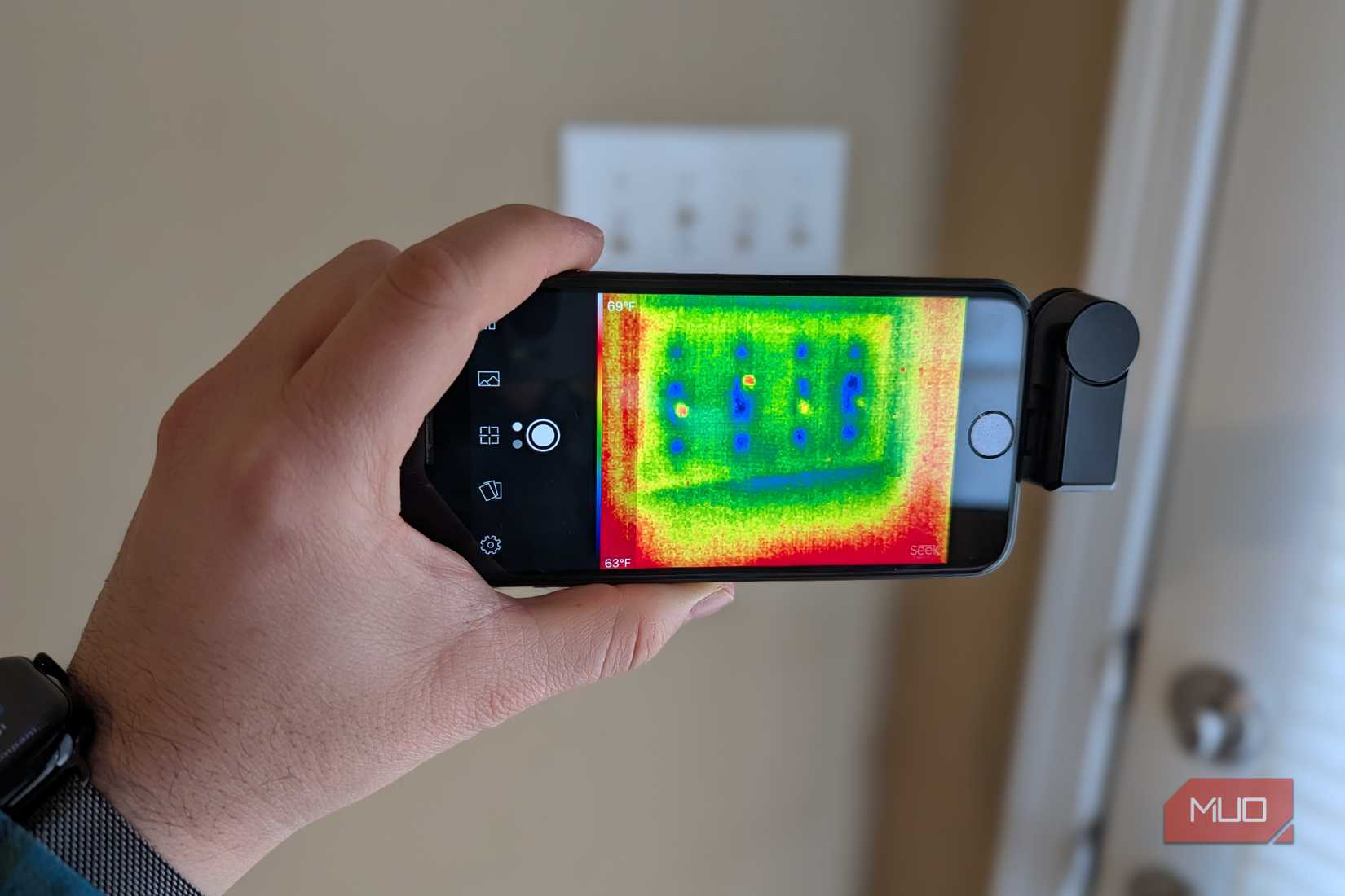 Light Switche with air leak