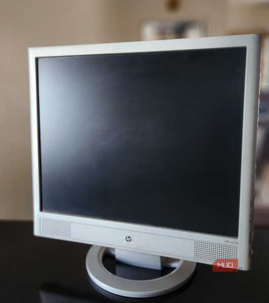 What to Do With Old Computer Monitors: 5 Useful Ideas