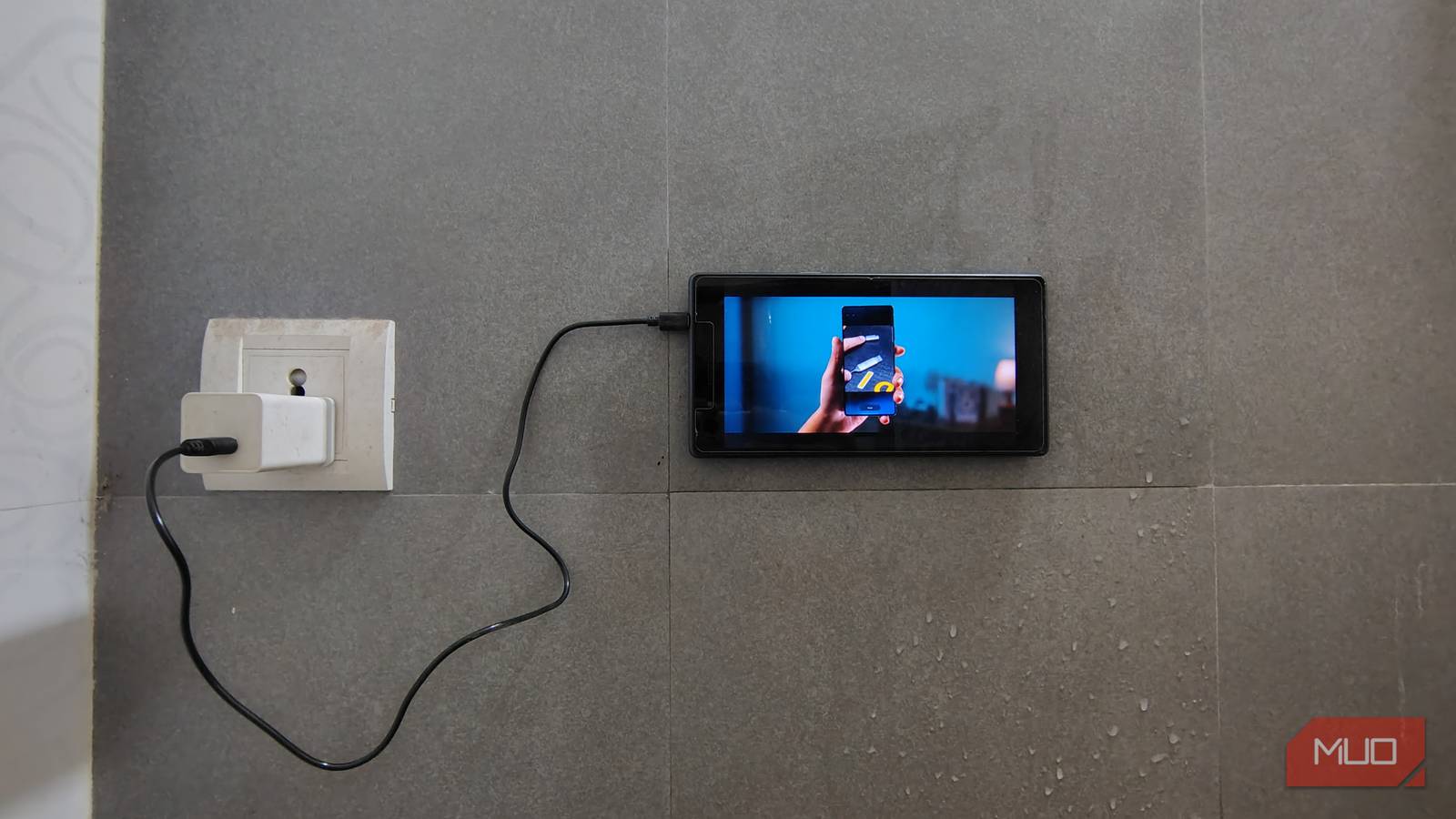4 ways you can still use your Android tablet with a completely dead battery