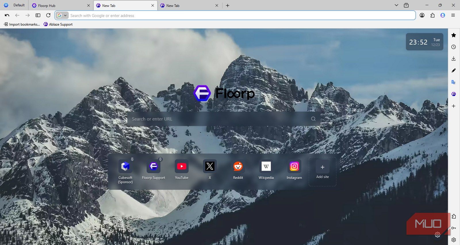 I switched to this Japanese Firefox fork and it's the customizable