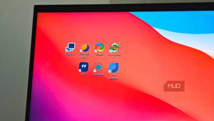 Open source apps like Ditto, FreeFileSync, Flow Launcher, ShareX, Auto Dark Mode, Duplicati on Windows 11 desktop