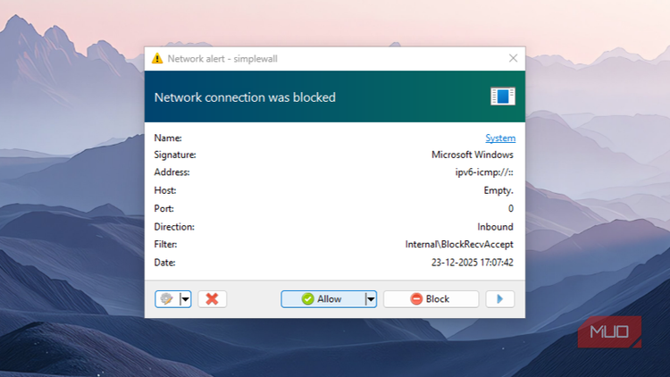 Simplewall blocking the internet of the background app.
