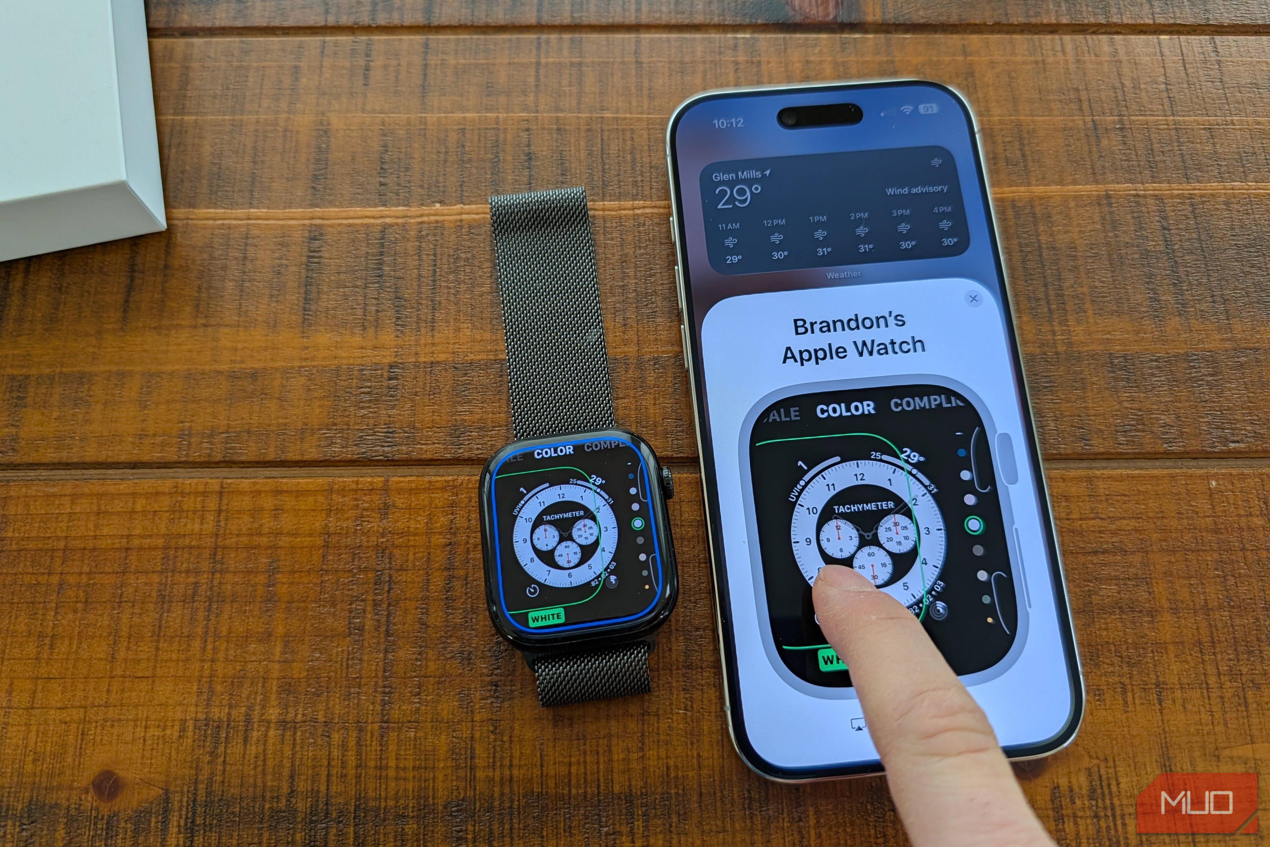 This is the easiest way to customize your Apple Watch — and most people ...