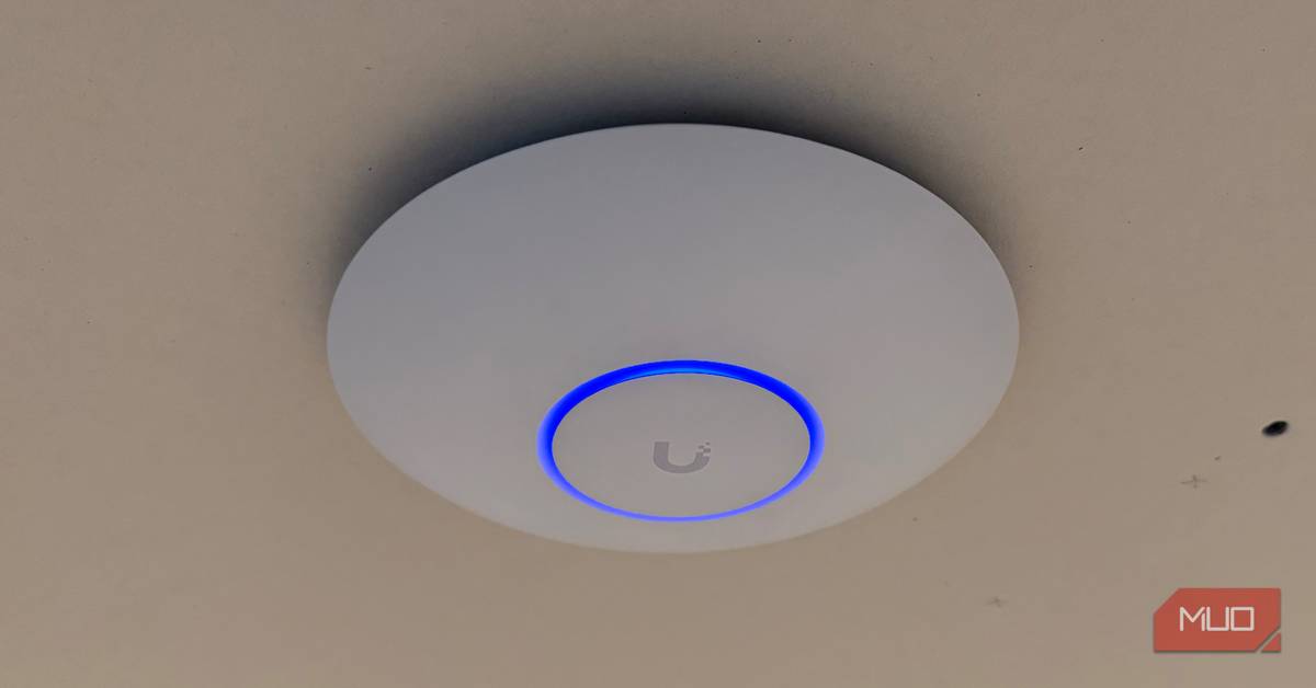 makeuseof.com - Jonathon Jachura - I replaced my mesh Wi-Fi with a different system, and the improvement is massive