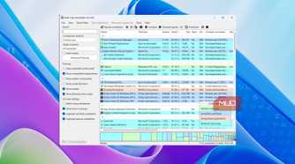 The main Bulk Crap Uninstaller interface displaying the list of installed applications and color legend