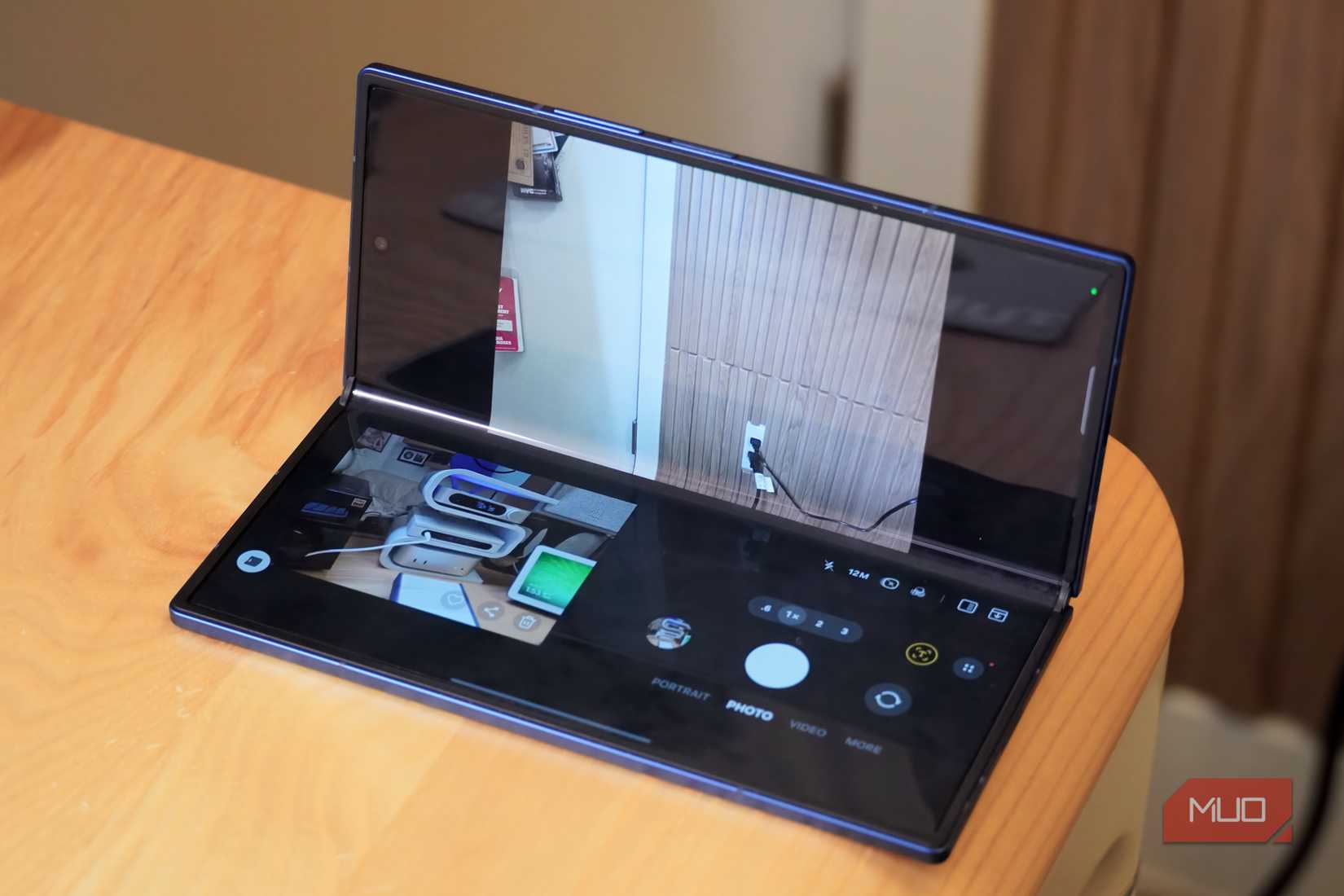 Flex mode on the Samsung Galaxy Z Fold 7.