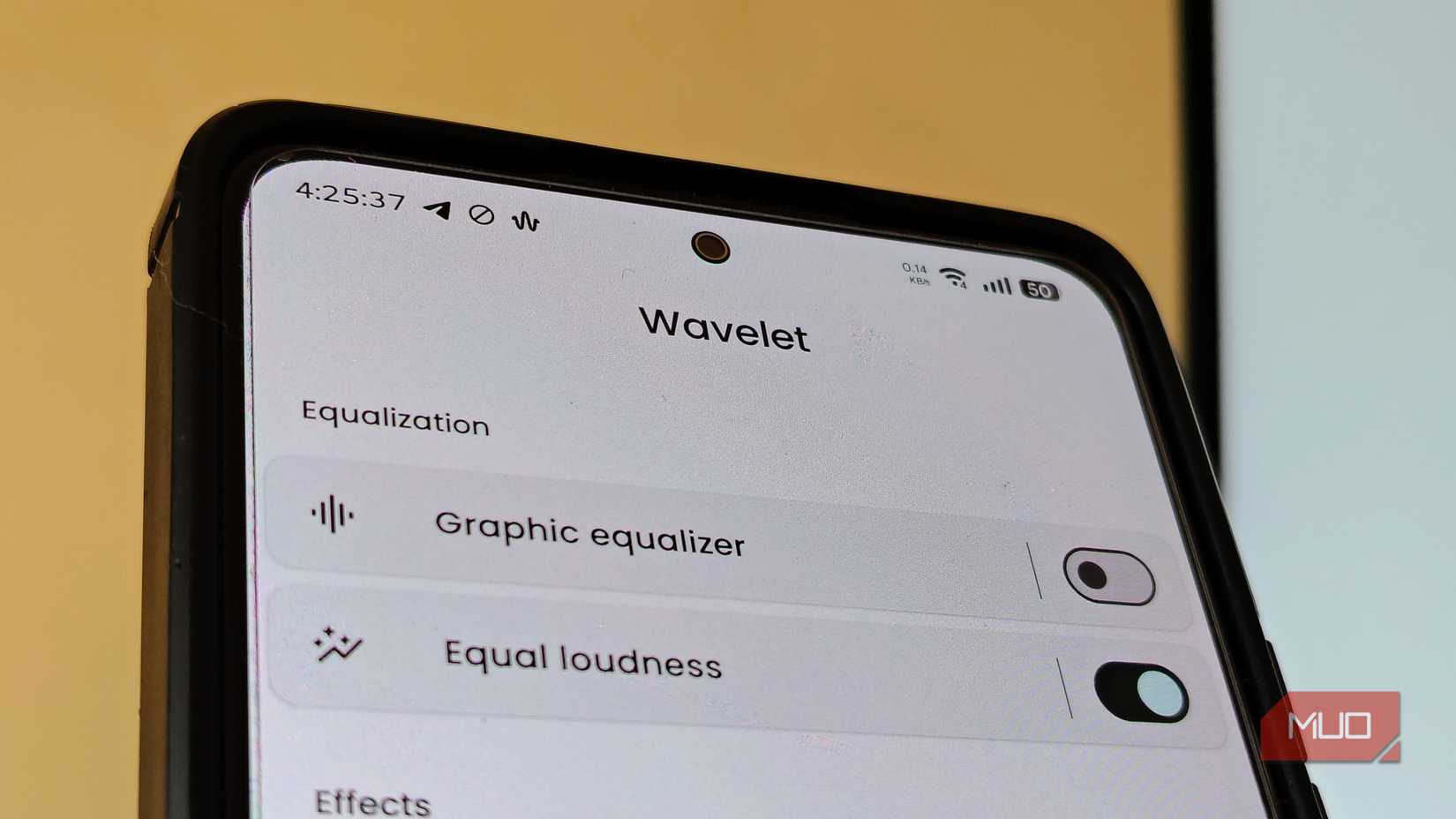 Close-up of Wavelet app on Android.