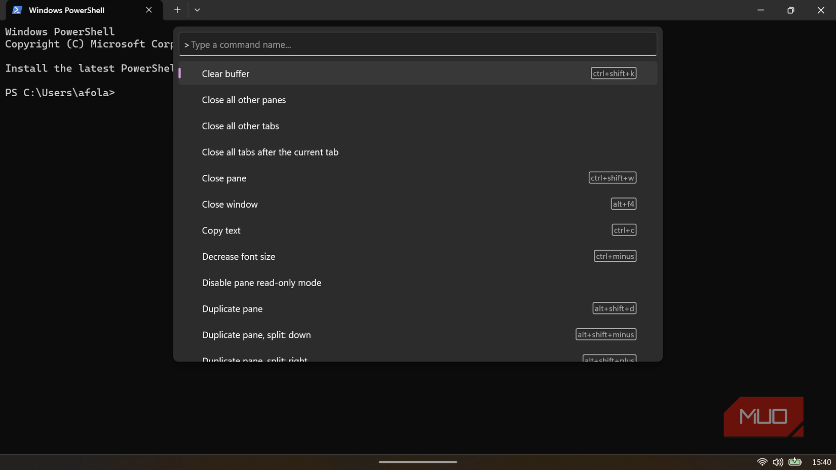Paleta de comandos en la Terminal de Windows.