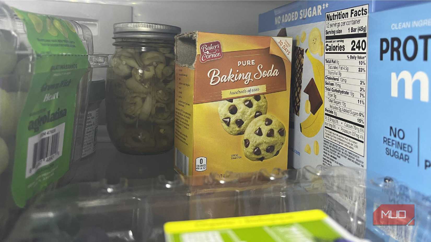 Baking soda in a fridge