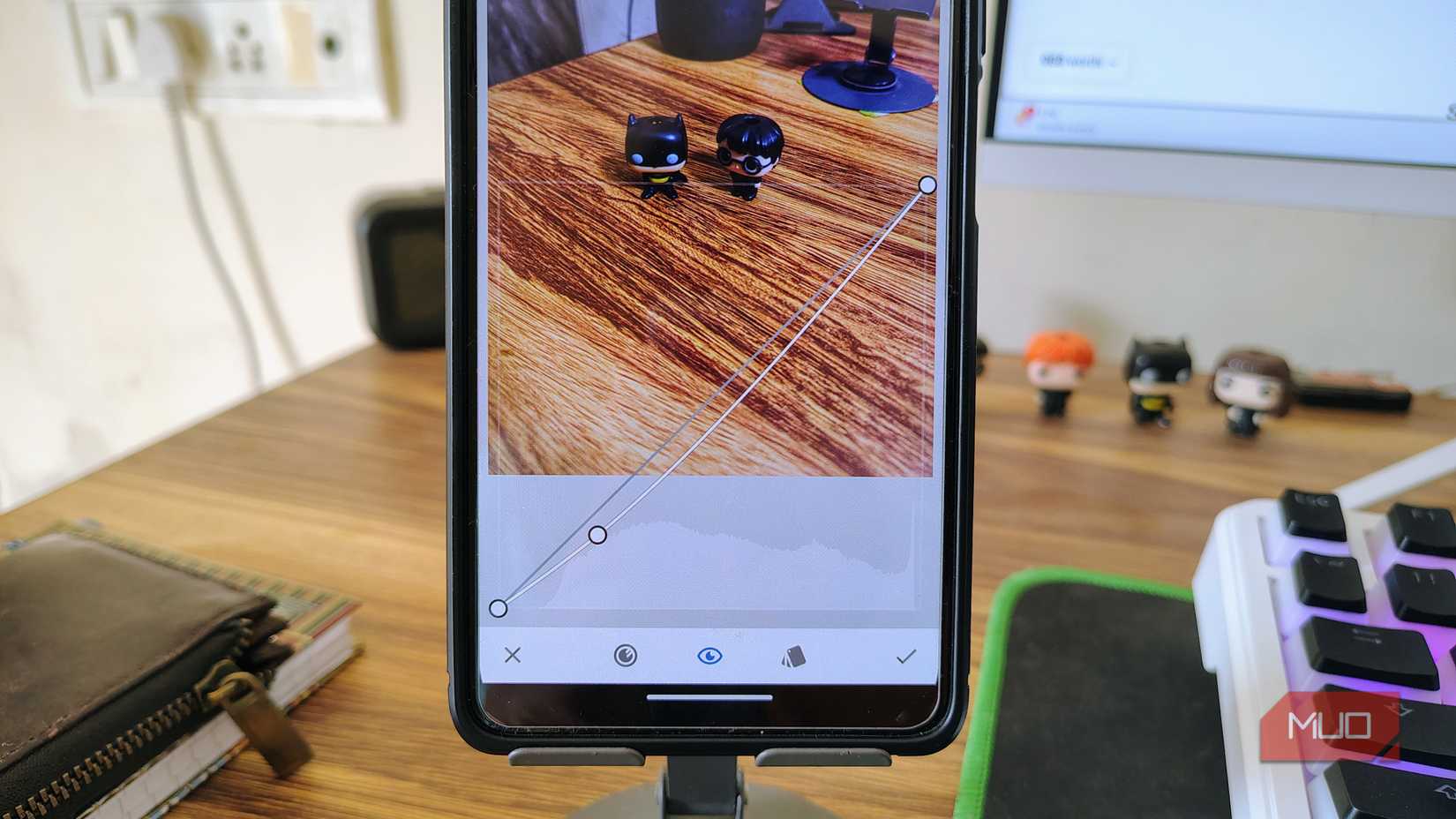 Edit curve in Snapseed.