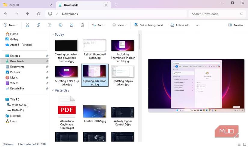 File Explorer showing previews