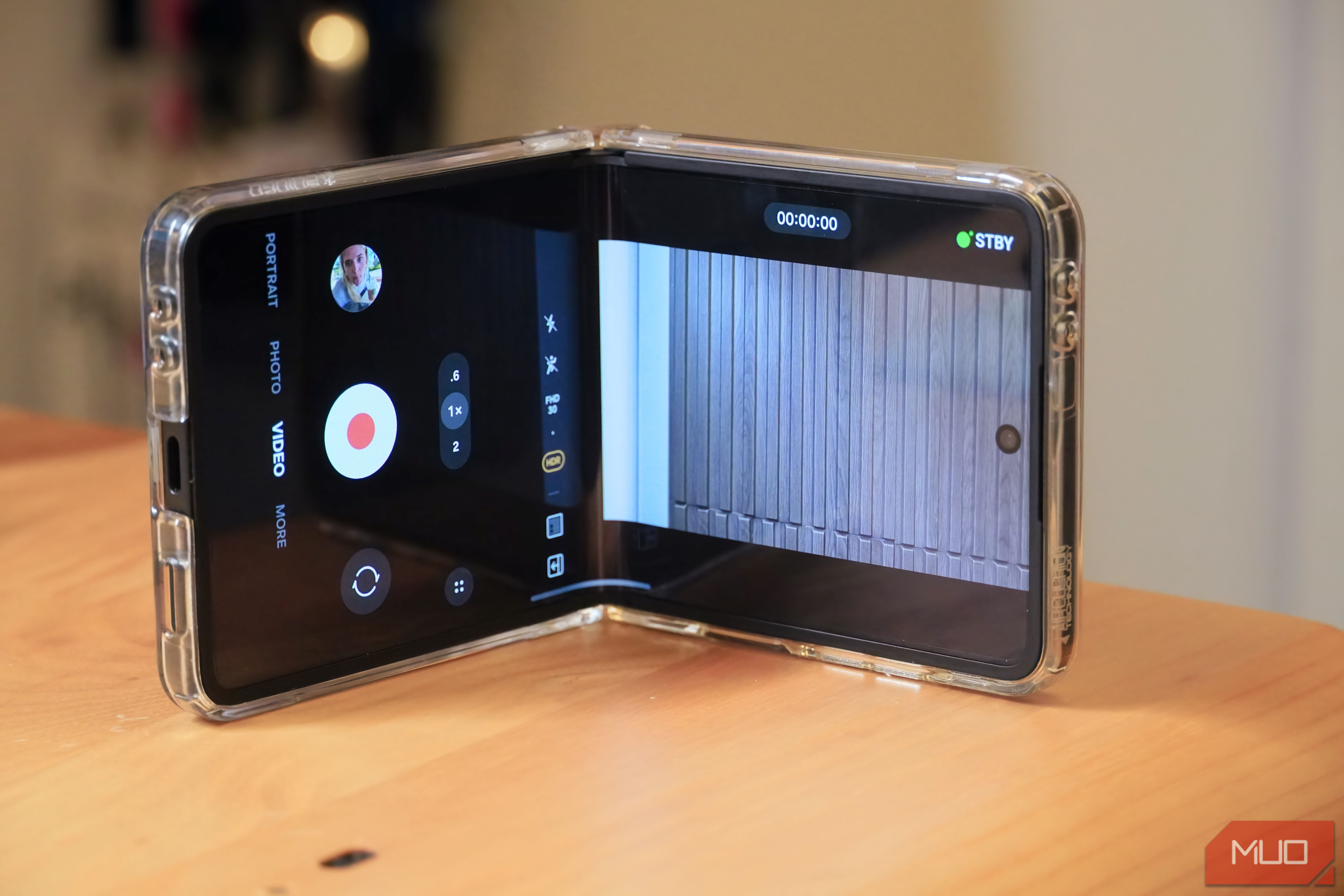 5 Android camera features you can only use on a foldable phone