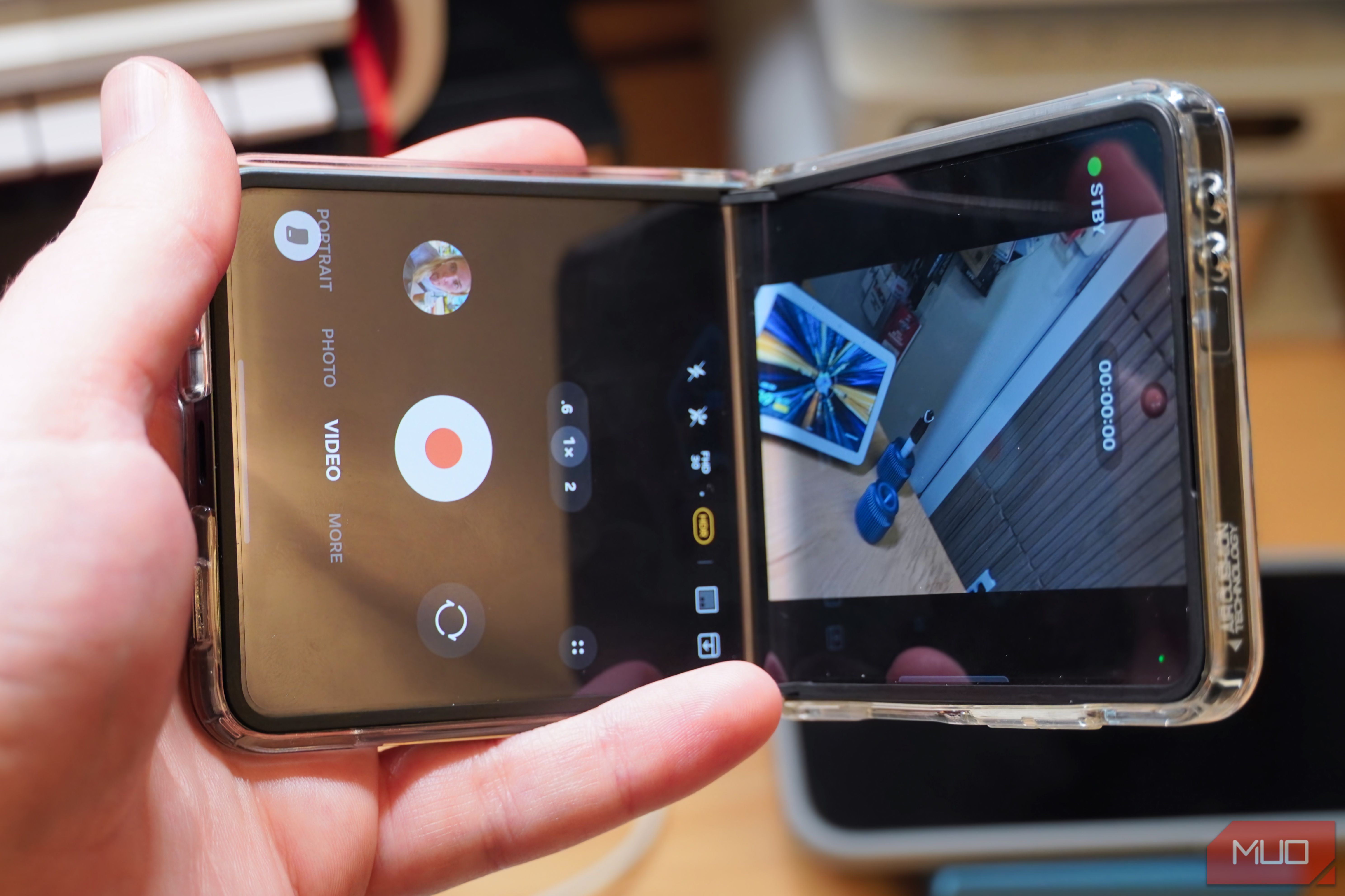 5 Android camera features you can only use on a foldable phone