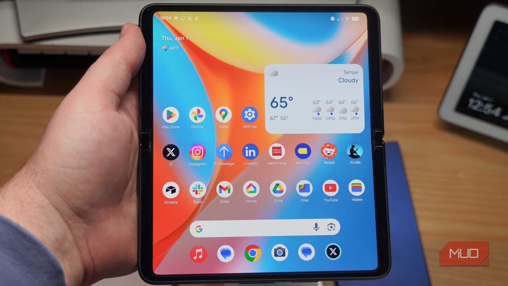 Google-Pixel-Fold-2026-11