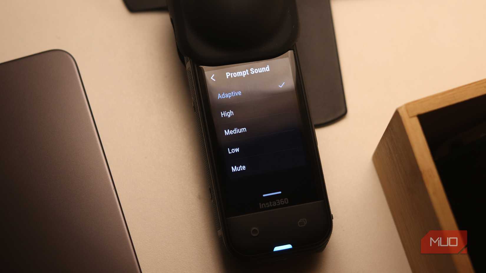 Configuración de sonido de aviso de Insta360 X5.