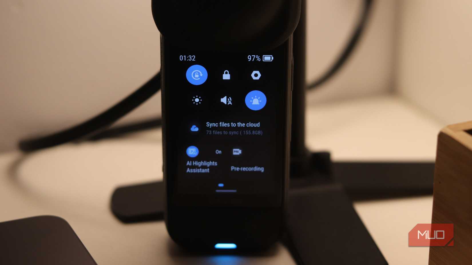 Menú de configuración rápida de Insta360 X5 con opción de luz indicadora.