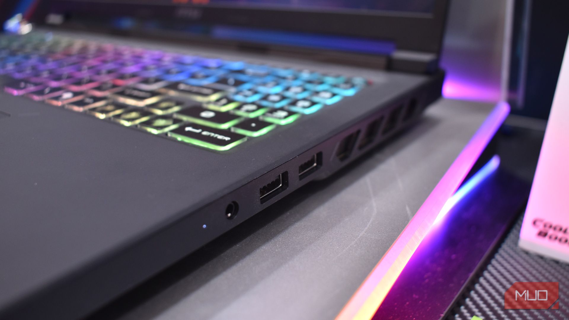 MSI's new laptops bring its gaming smarts to everyday portables, and ...