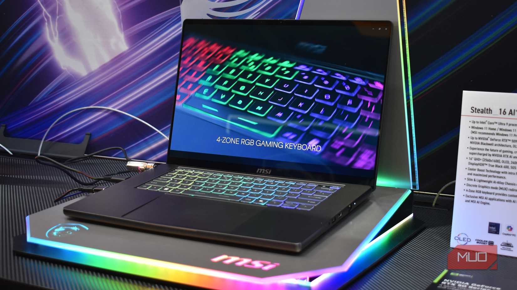 msi stealth 16 ai on stand