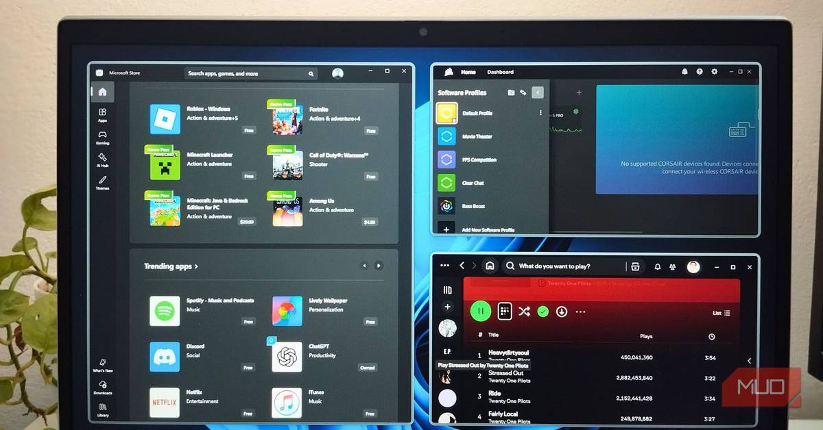 makeuseof.com - Oluwademilade Afolabi - I tried a real tiling window manager on Windows and Snap has felt broken ever since