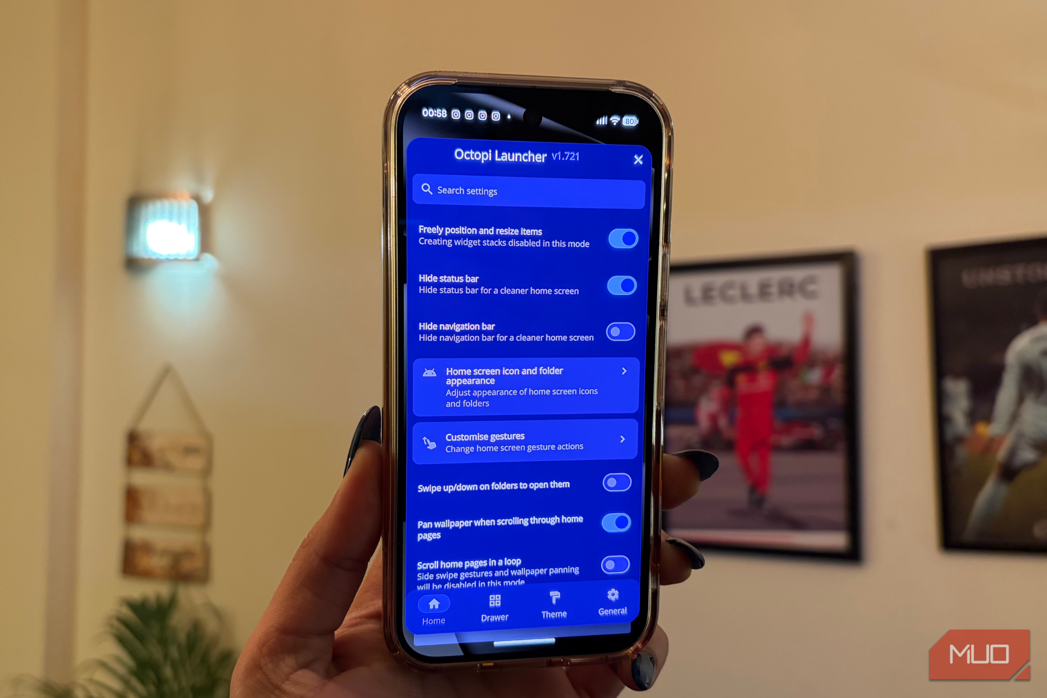 I use a foldable launcher on my standard slab phone and it's a ...