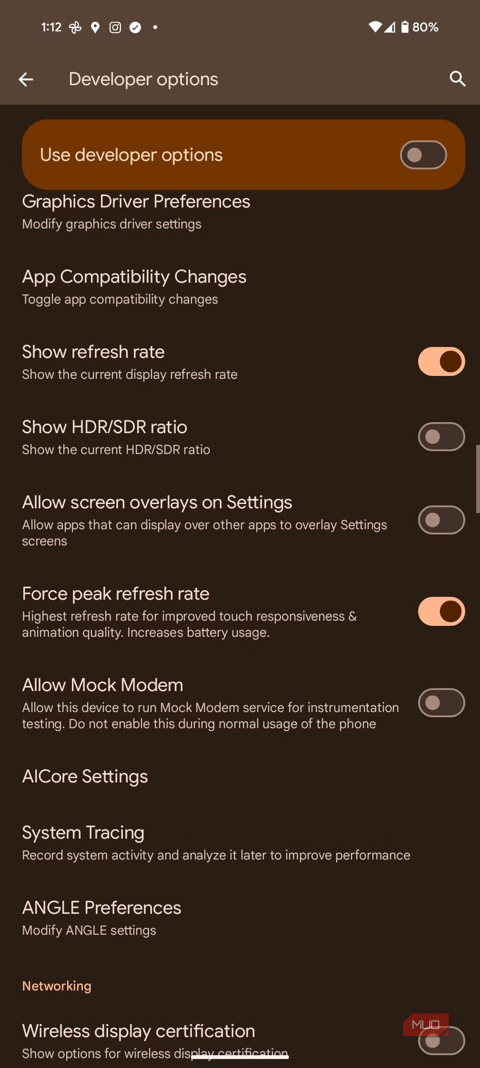 পিক রিফ্রেশ রেট অ্যান্ড্রয়েড