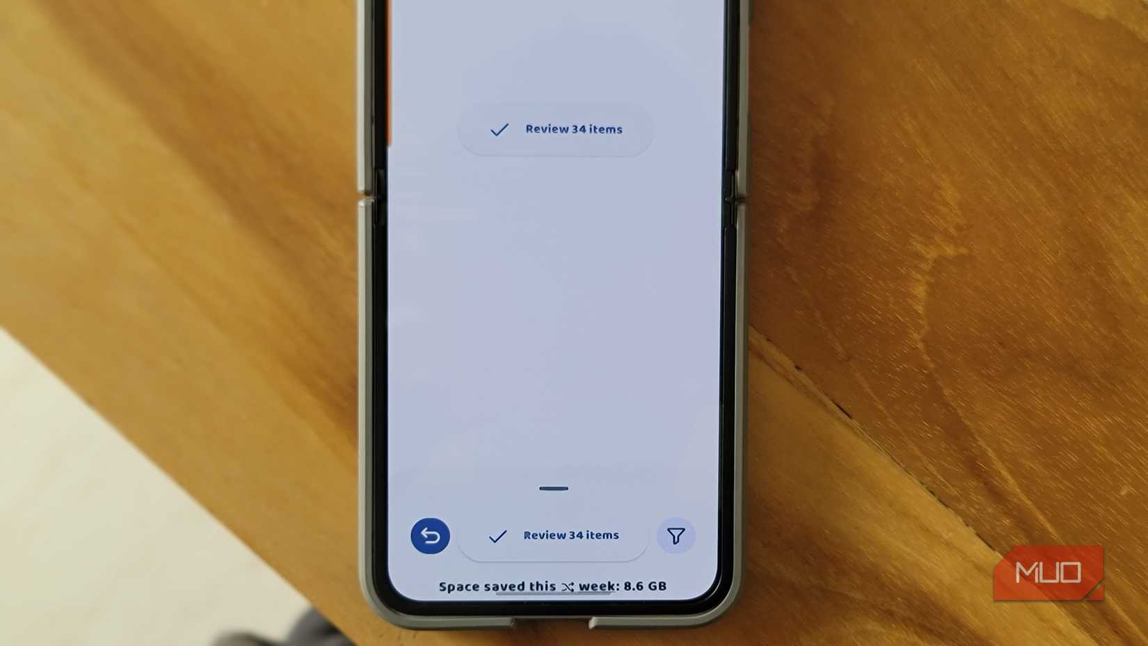 Pantalla de elemento de revisión de Photoswooper en Z Flip 6