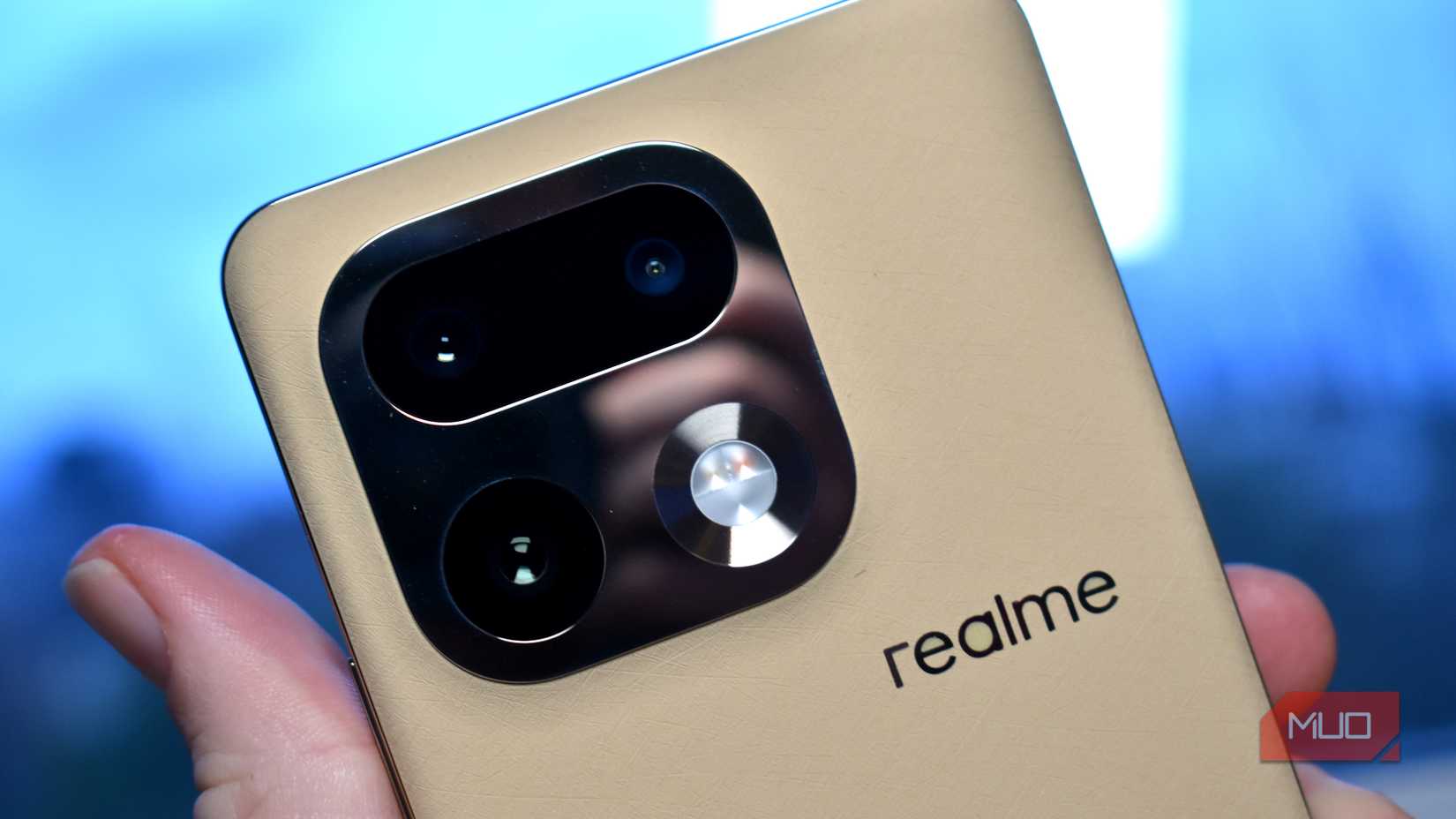 realme 16 pro plus 5g 200mp camera housing.