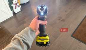 ryobi impact drill lights on-1