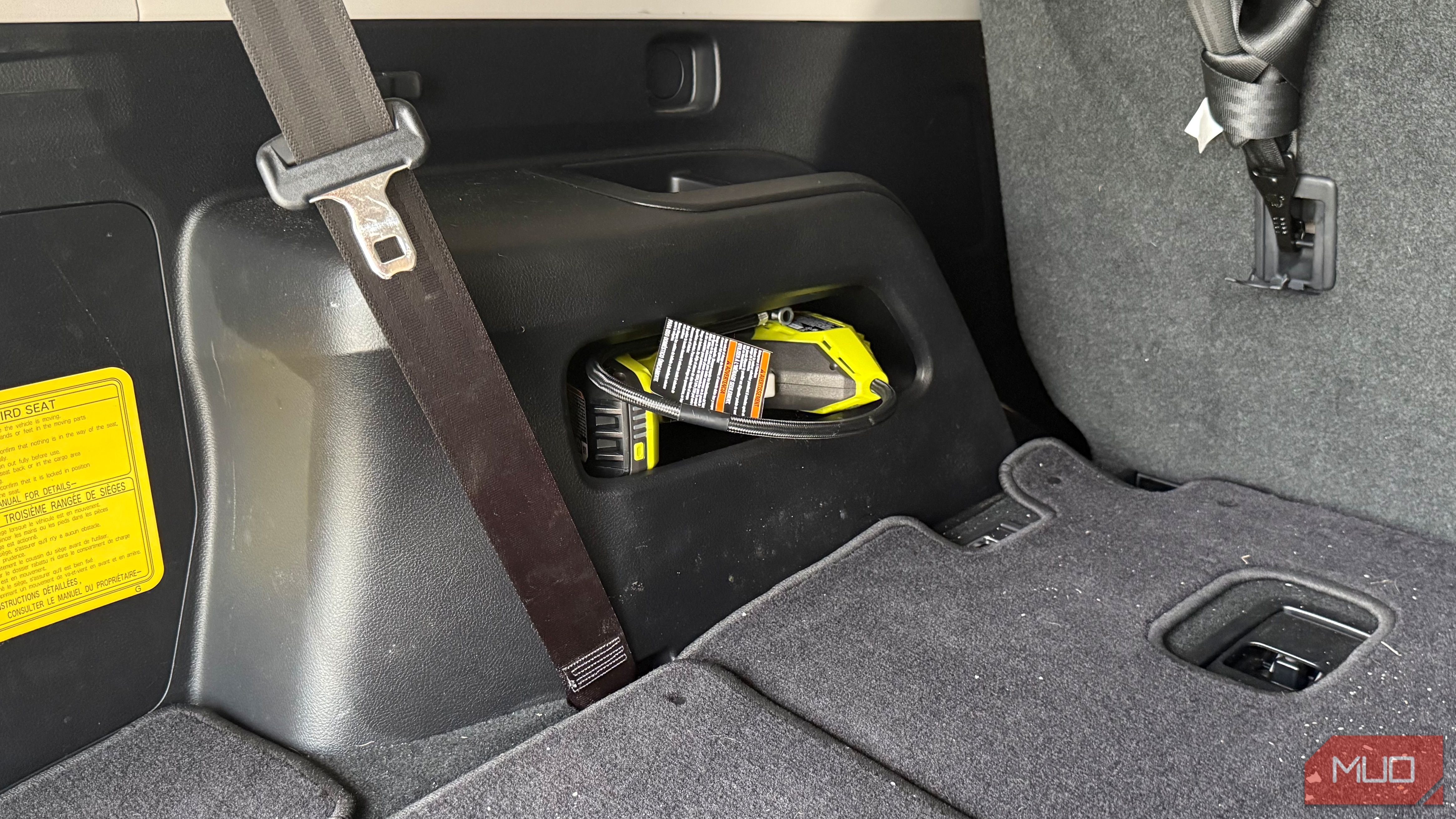 ryobi tire inflator inside vehicle