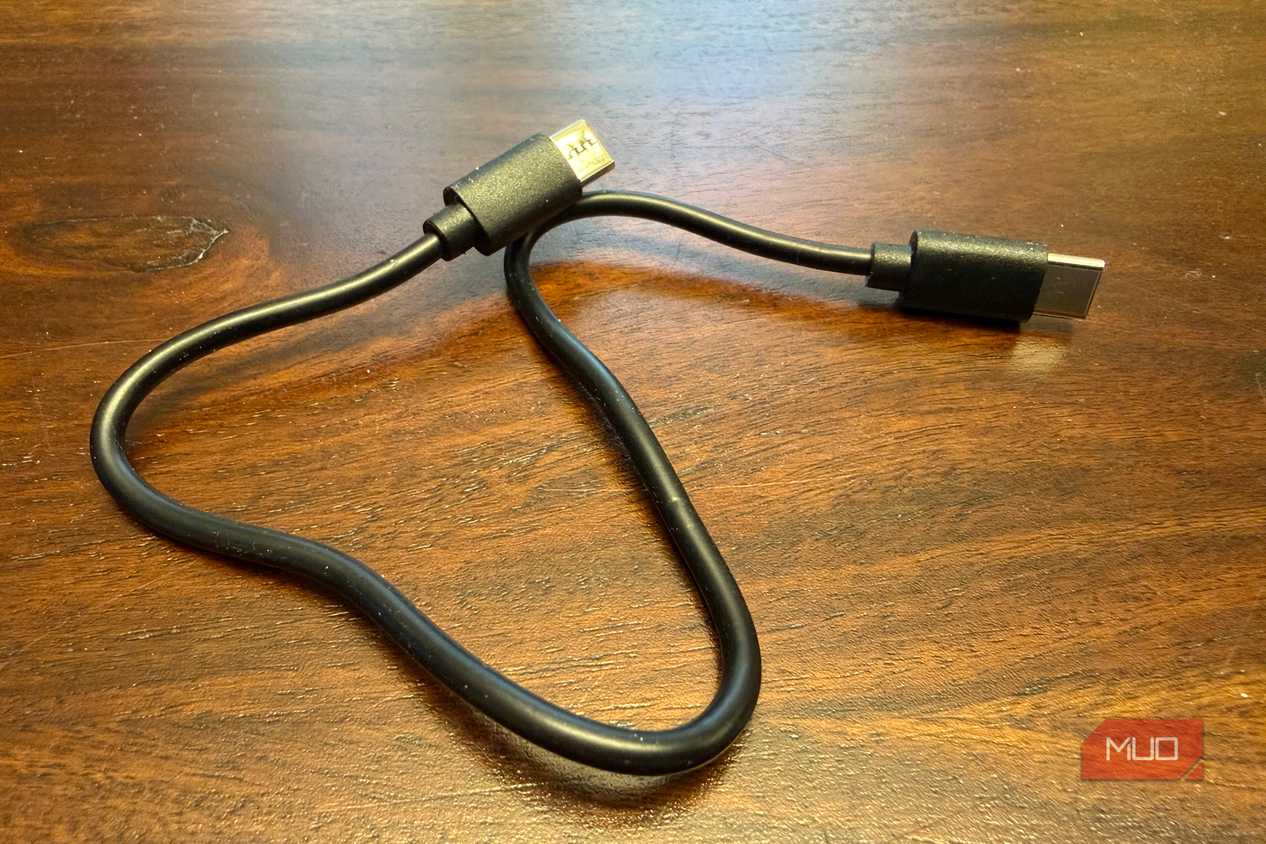 A short USB-C cable.