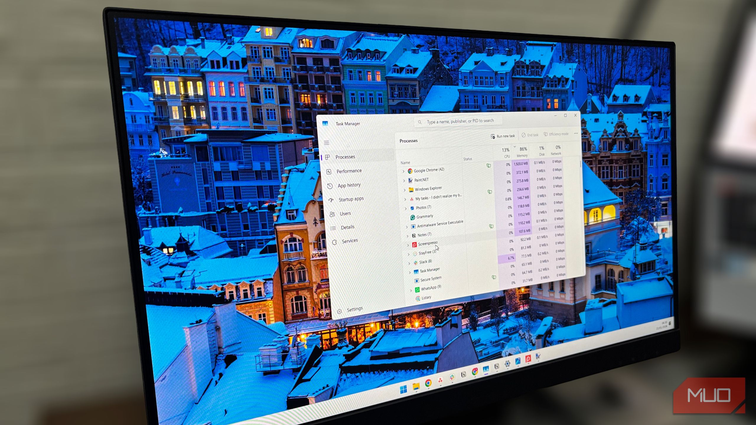 Task Manager open on a Windows PC showing browser memory usage..