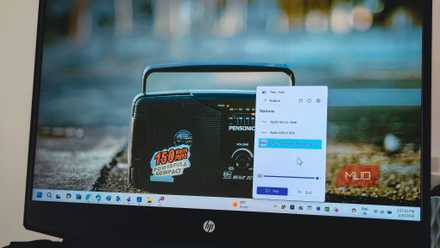 Trdo radio app open in Windows 11 system tray on a HP Laptop-1