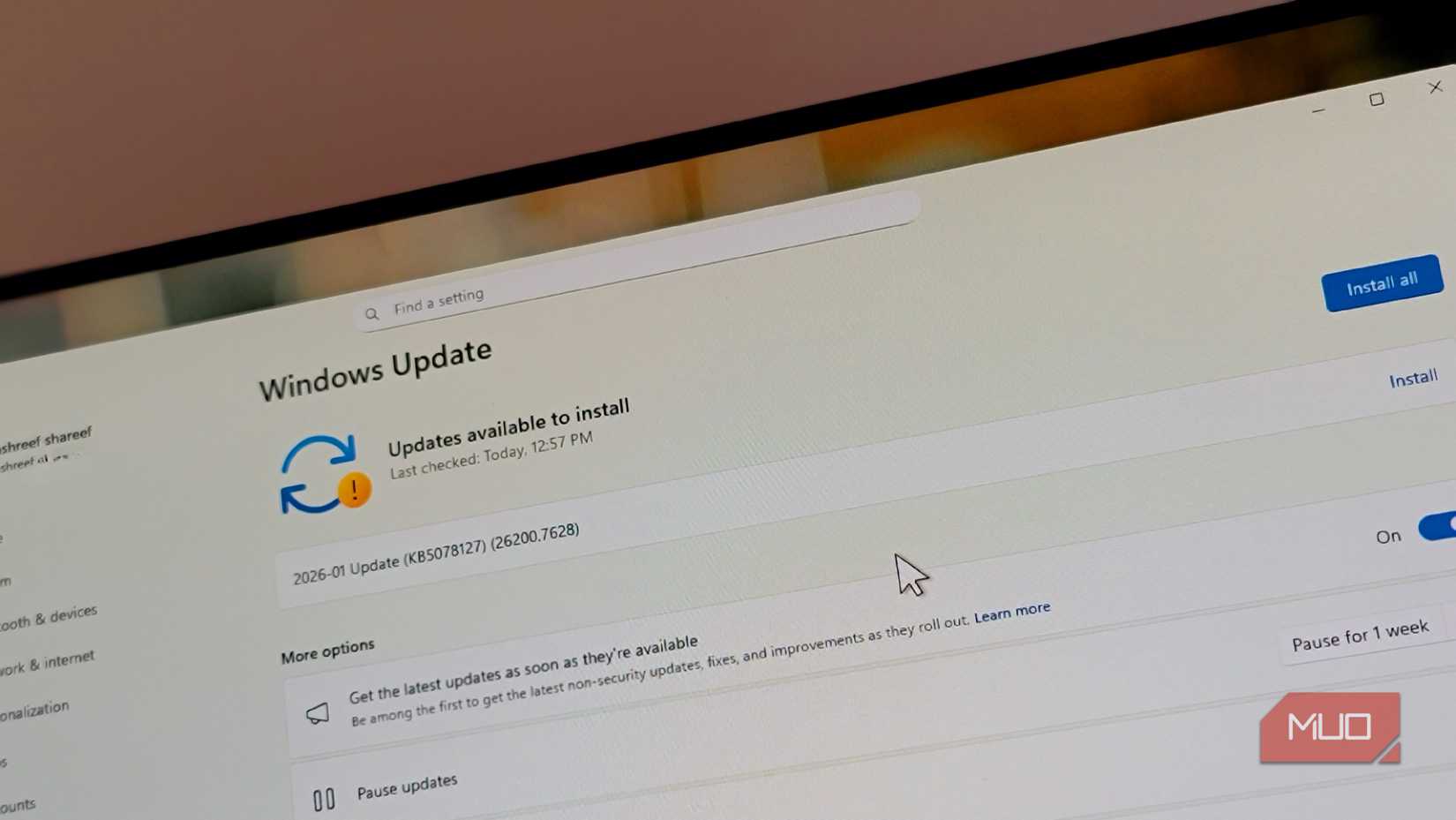 Update tab open in Windows 11 Settings app