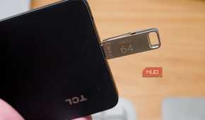 A USB-C drive plugged into an Android phone.