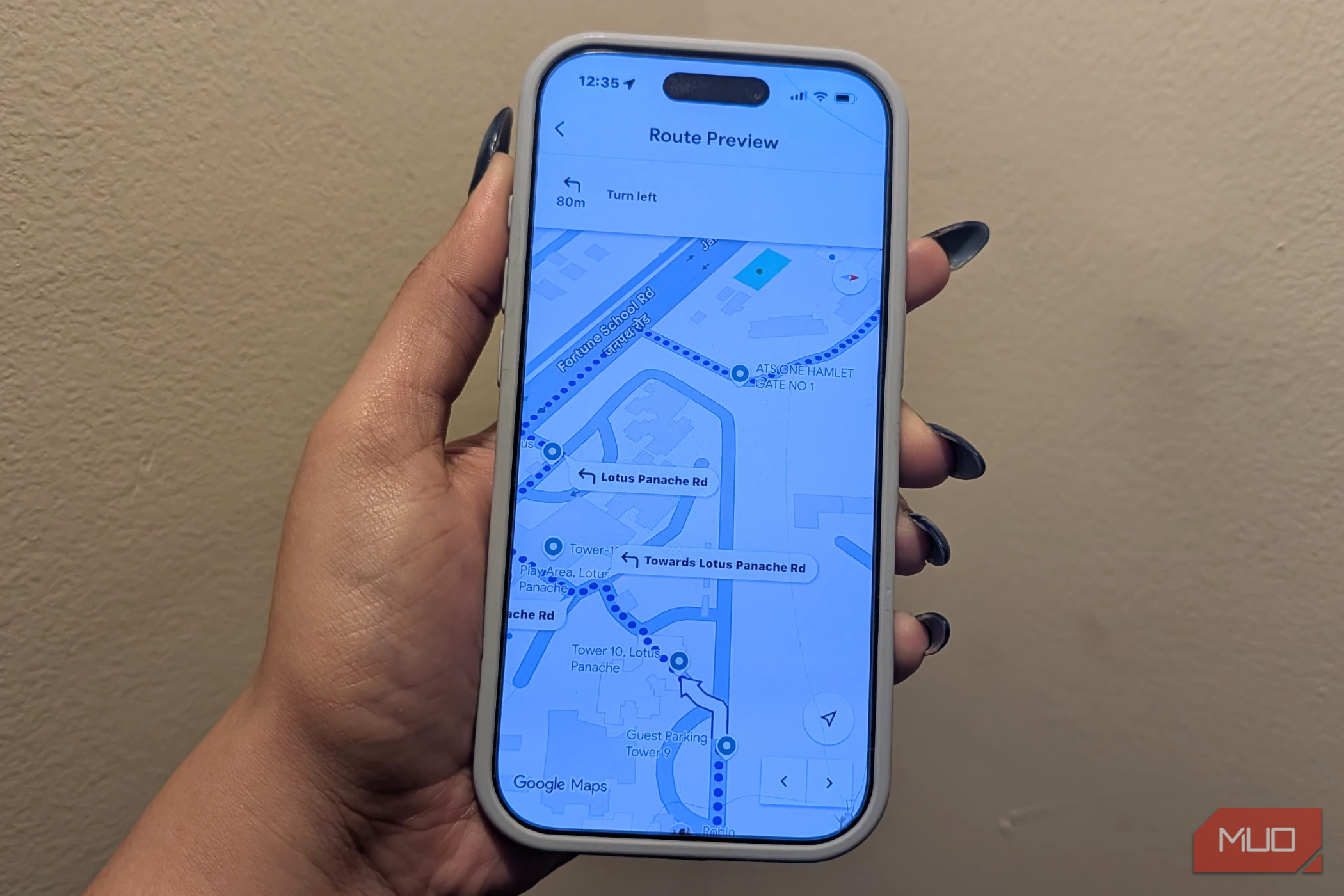 Walking directions on the Google Maps app