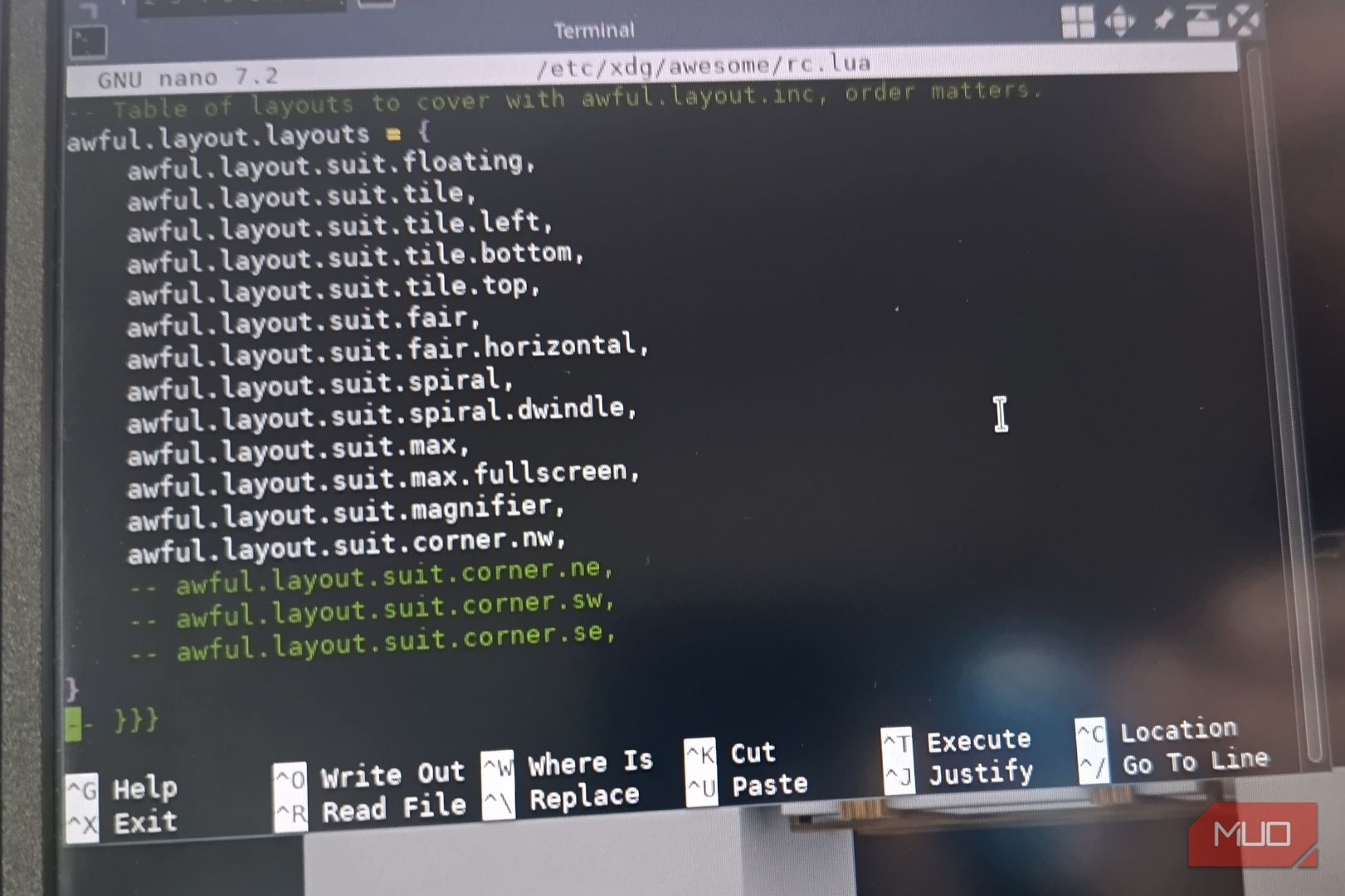 I switched to a tiling window manager and I'm never going back