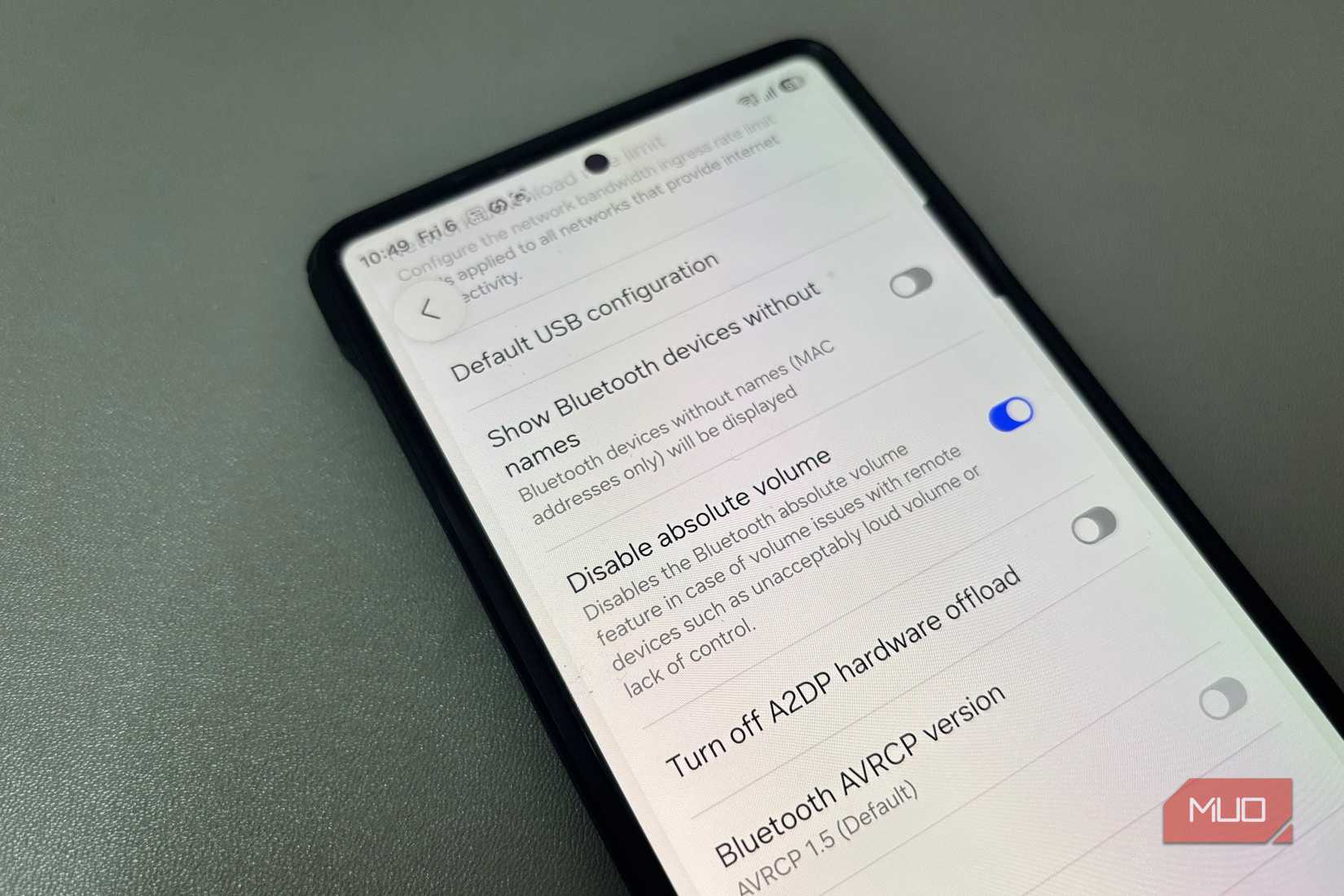 অ্যান্ড্রয়েড বিকাশকারী বিকল্পগুলিতে সম্পূর্ণ ভলিউম সেটিং অক্ষম করুন৷