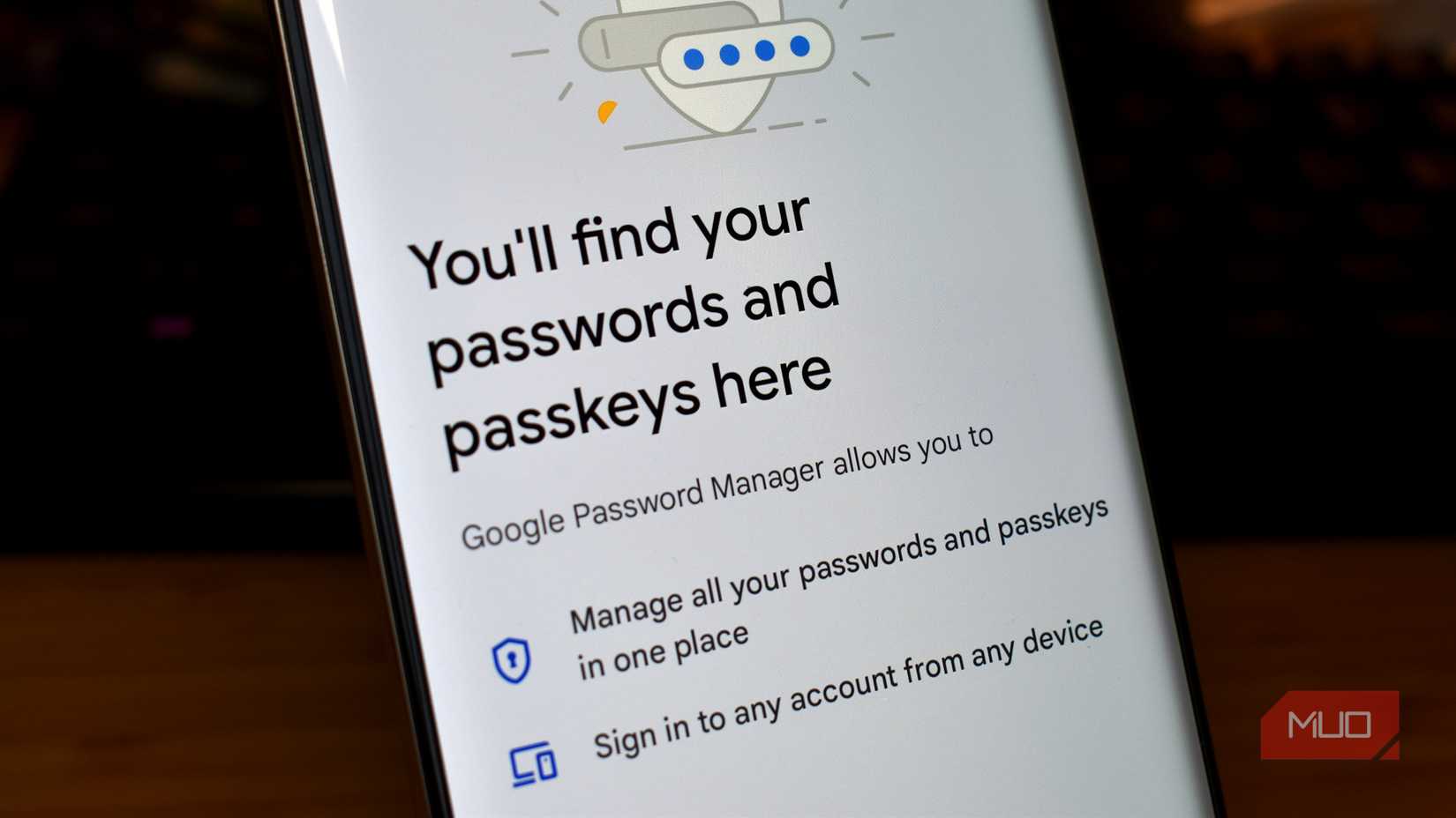Google கடவுச்சொல் நிர்வாகி உங்கள் ஸ்மார்ட்போன் திரையை சரிபார்க்கிறது